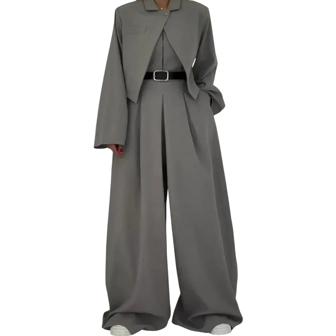 AMADA | Conjunto con Mono